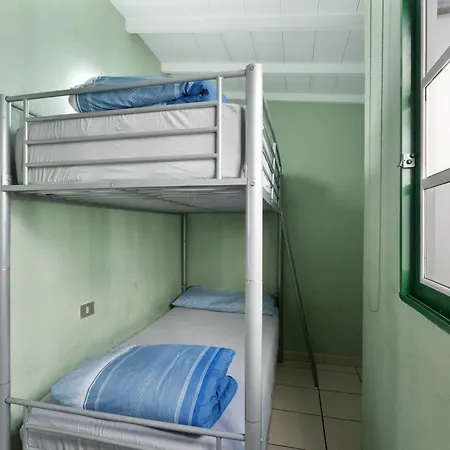Apartment Junto A La Piscina