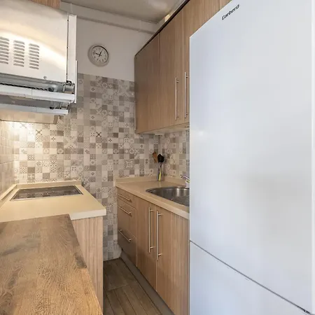 Junto A La Piscina Apartman Costa Del Silencio